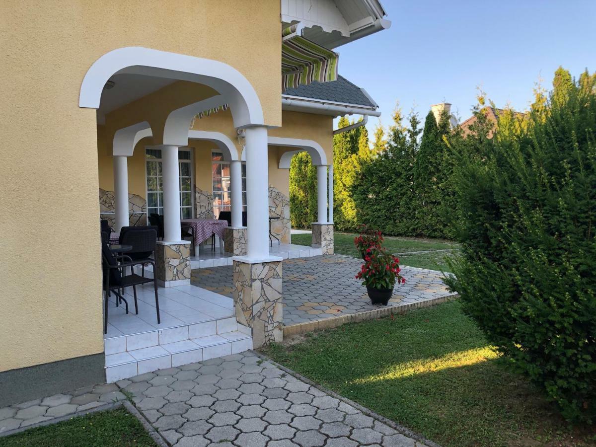 Pacsirta Apartman Lenti Buitenkant foto